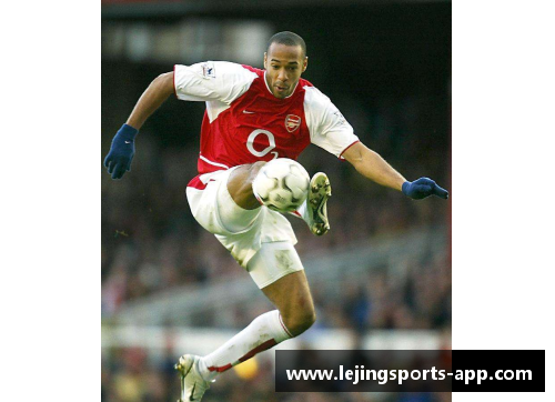 桑切斯：足坛传奇与辉煌征程